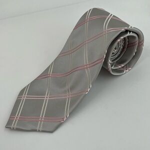 Donald‎ Trump Signature Silk Silver Striped Neck Tie Length 58" Width 3 1/2"